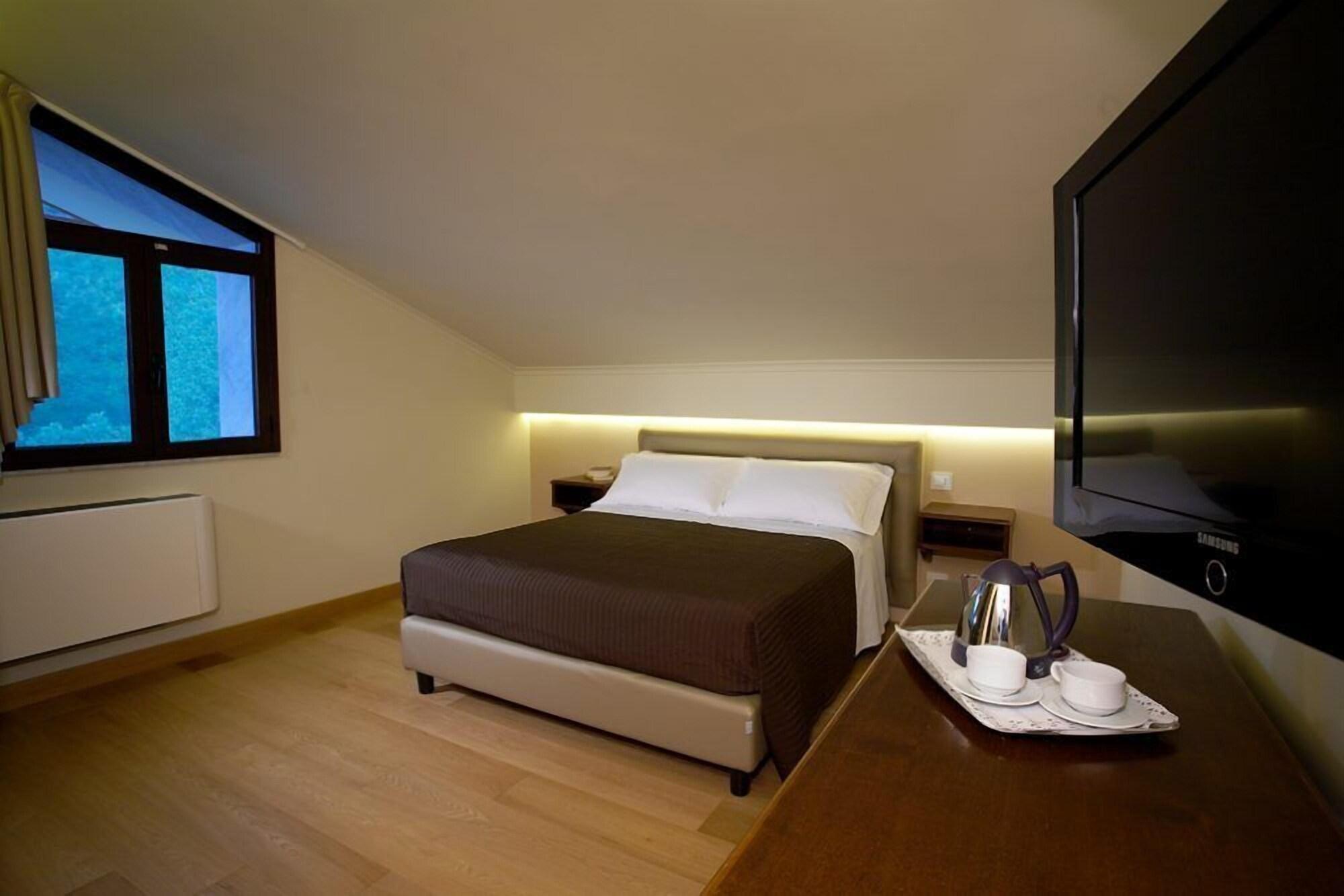 Airone Wellness Hotel Zafferana Etnea Buitenkant foto