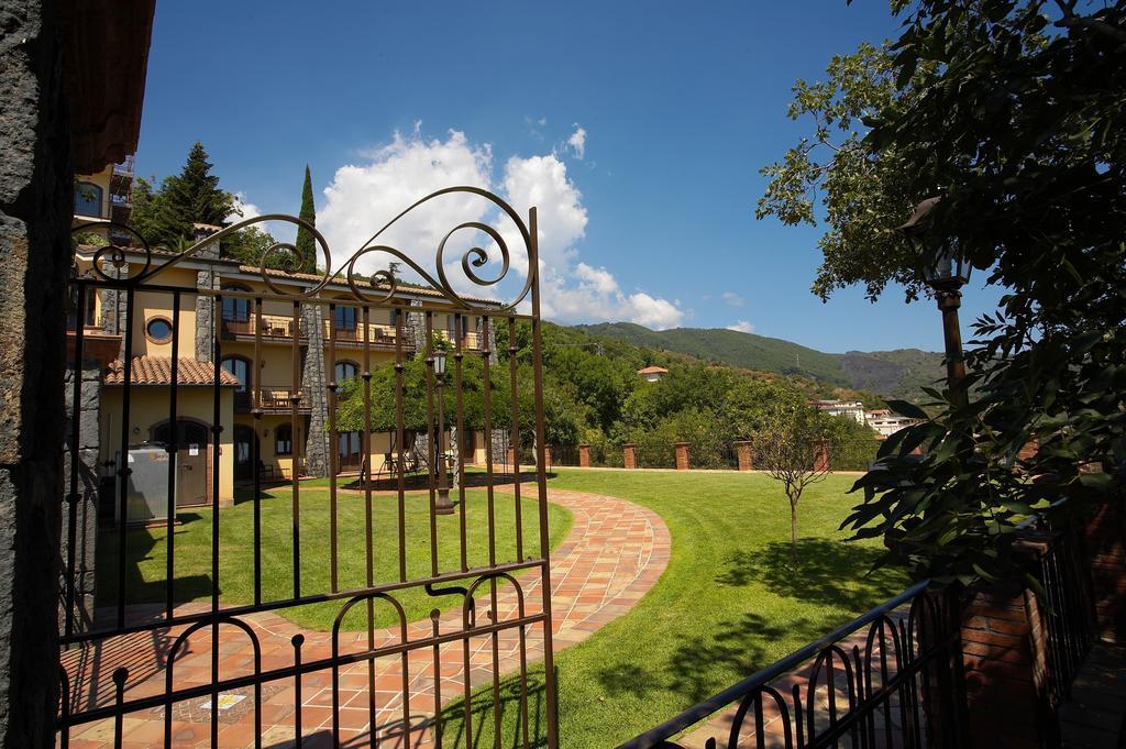 Airone Wellness Hotel Zafferana Etnea Buitenkant foto