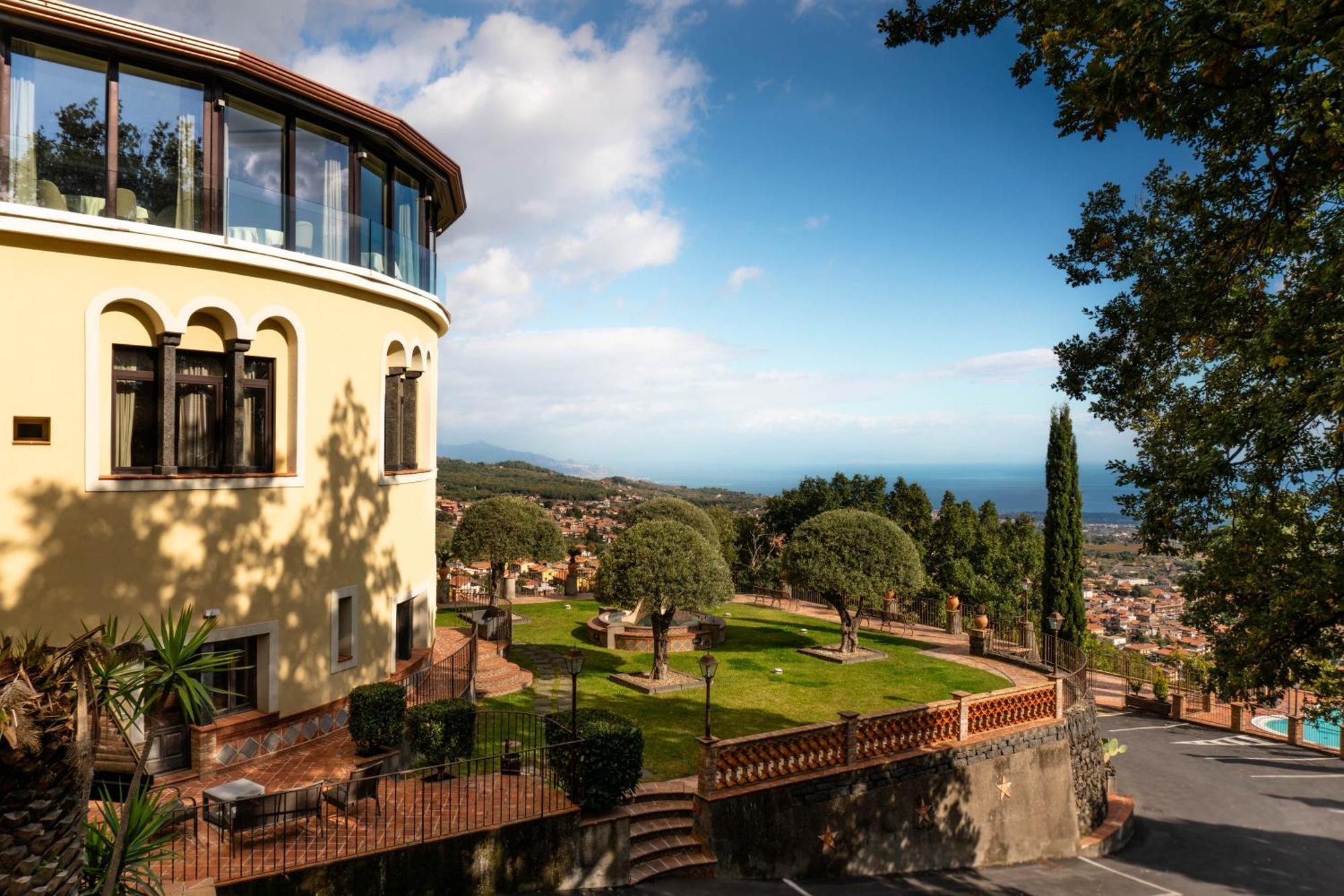 Airone Wellness Hotel Zafferana Etnea Buitenkant foto